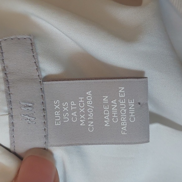 H&M Scrunched sleeve blazer - Picture 3 of 3